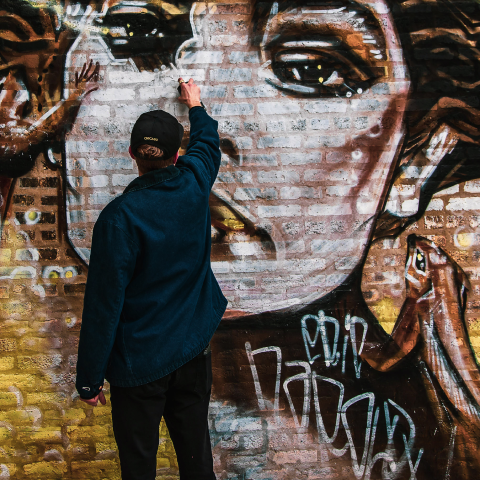 MEET ERIC HAROLD, CHICAGO MURALIST & ULTRA RUNNER